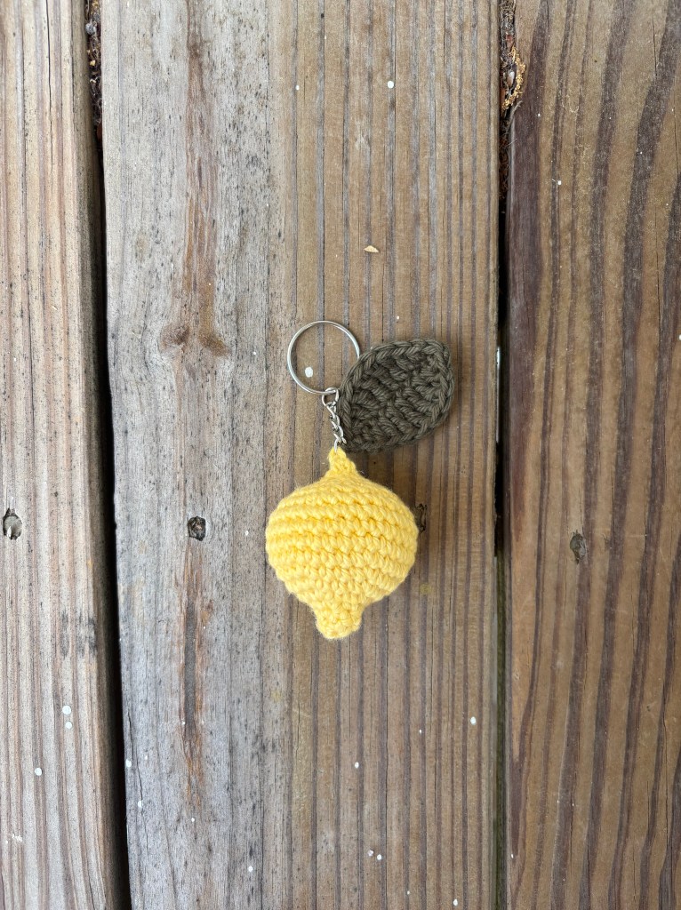 crochet lemon keychain with leaf