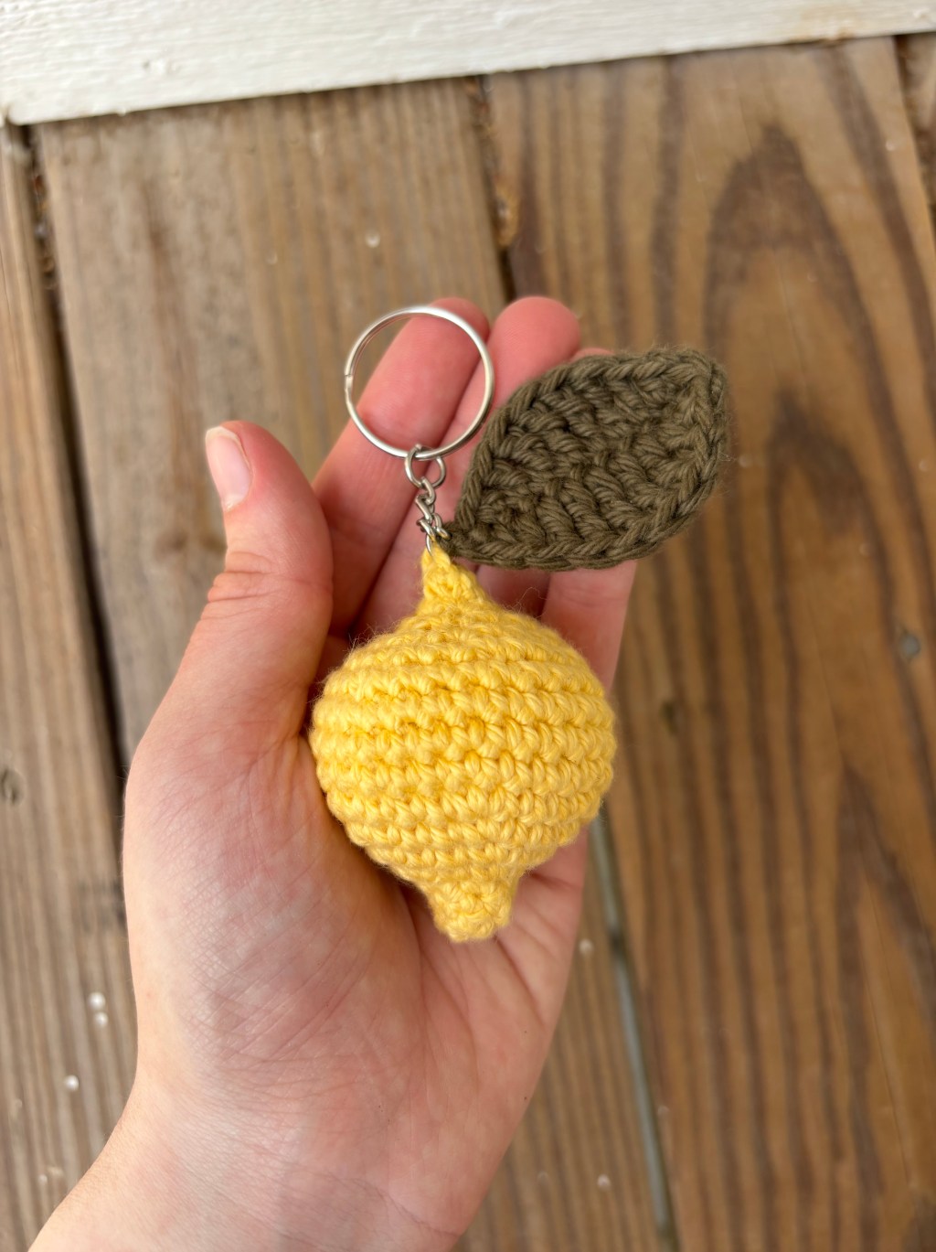 Free Crochet Lemon Keychain&nbsp;Pattern