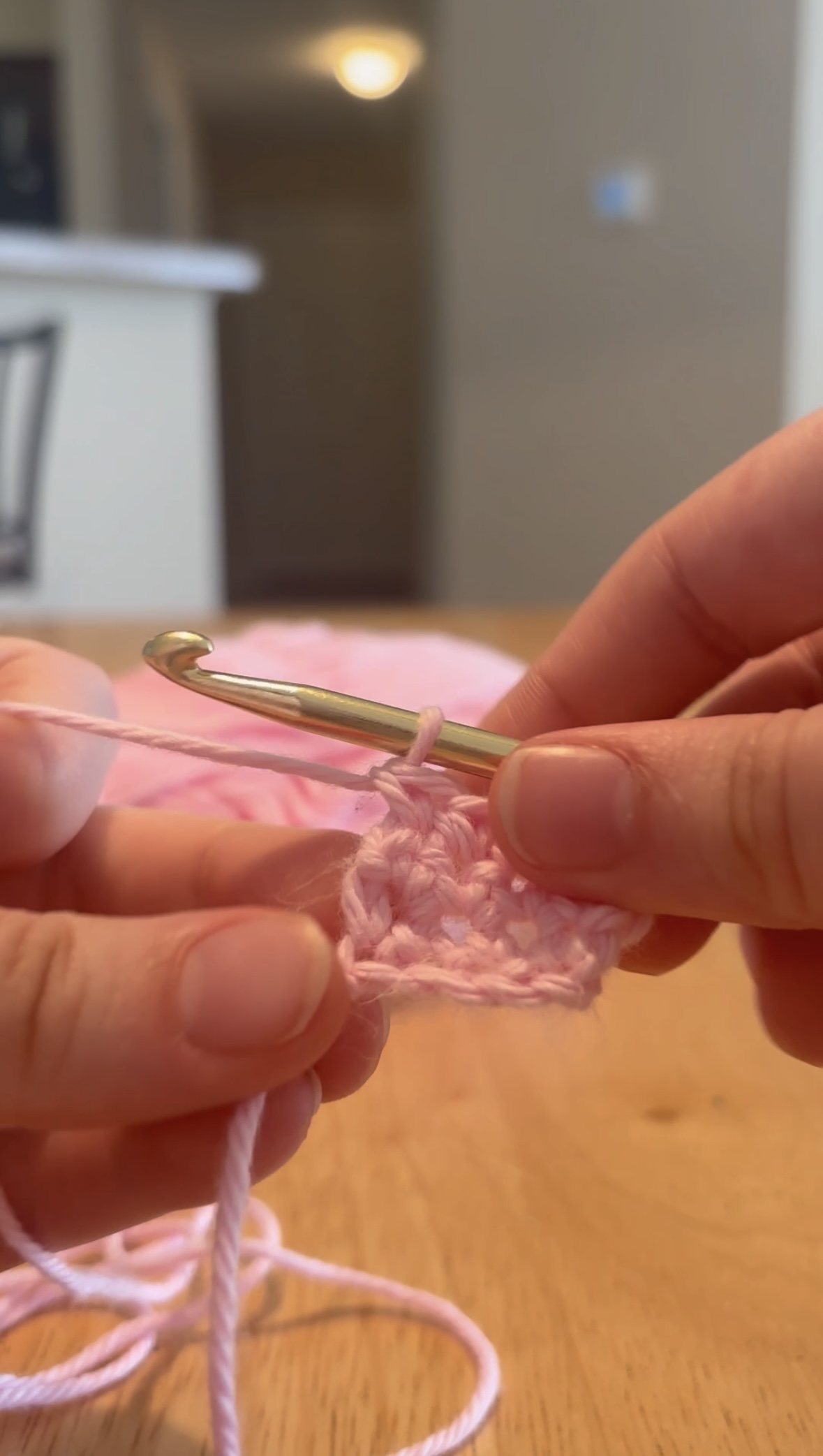 How to Crochet for Beginners: Turning Your Work and Working in Rows Tutorial